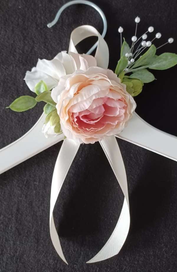 Brautgeschenk Kleiderbügel